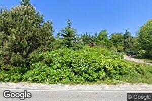 303 Tremont Rd, Bernard, ME 04612