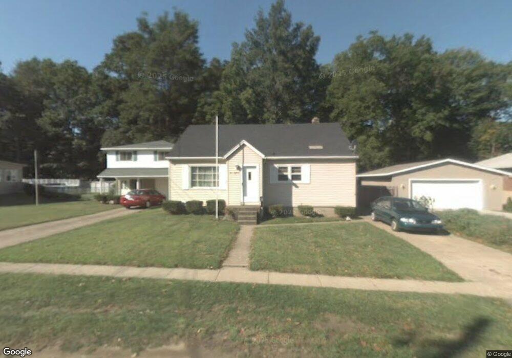 418 Montpelier Ave, Erie, PA 16505 - photo 1