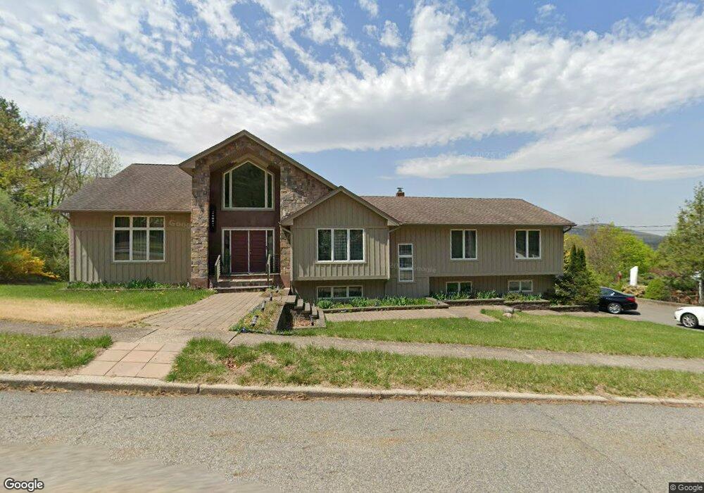 69 Scrivani Dr, Wanaque, NJ 07465 - photo 1