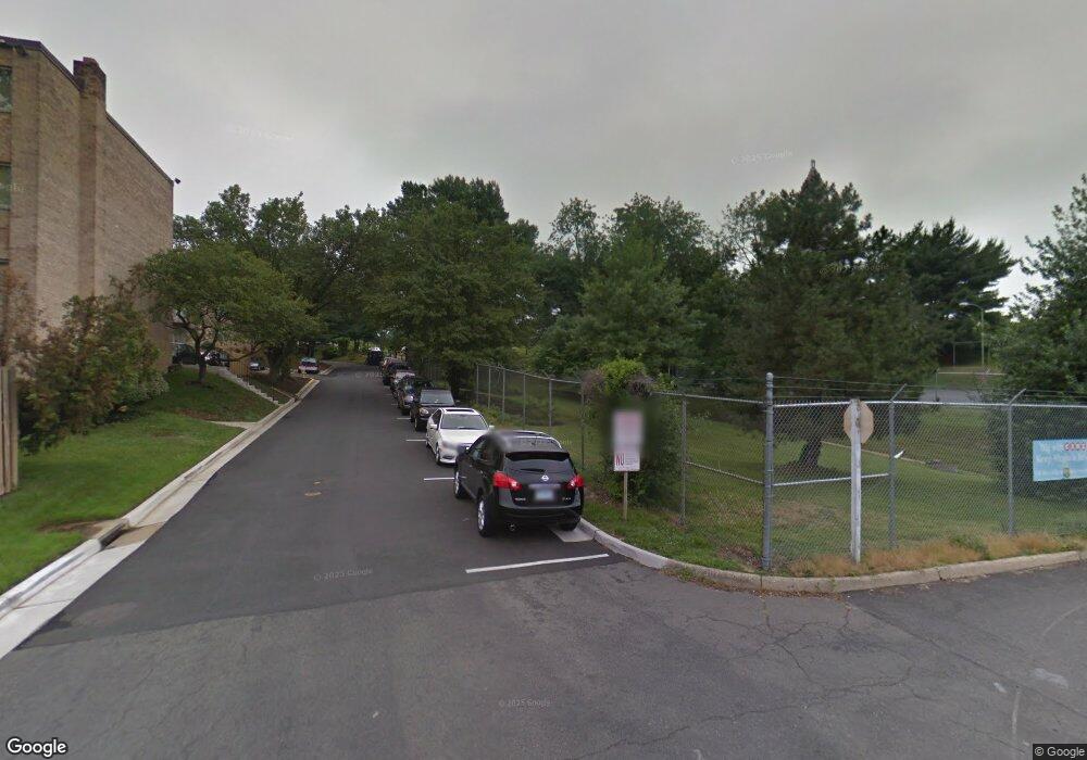 2305 Duke St, Alexandria, VA 22314 - photo 1