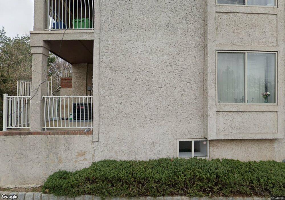 402 N Lafayette Rd, Metuchen, NJ 08840 - photo 1