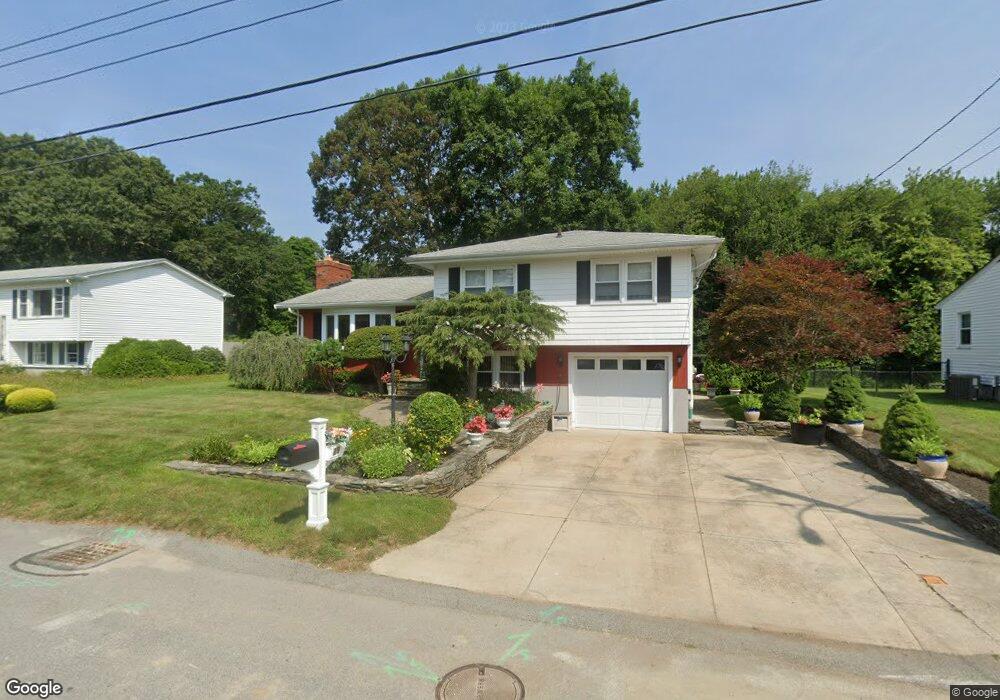 29 Sable Ave, North Dartmouth, MA 02747 - photo 1