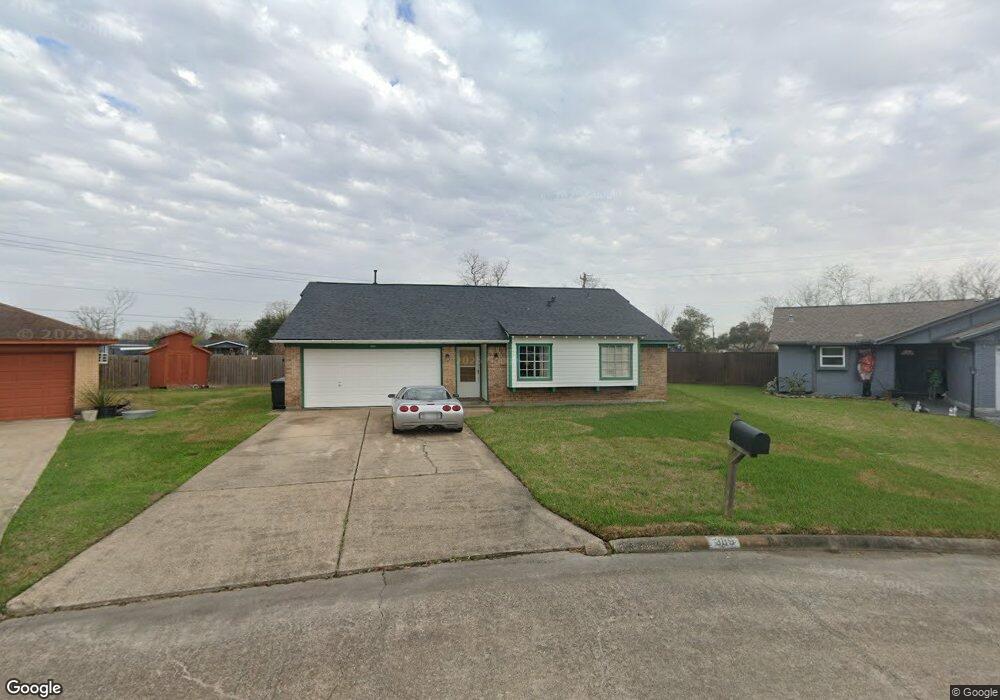 389 Merriwether Dr, Alvin, TX 77511 - photo 1