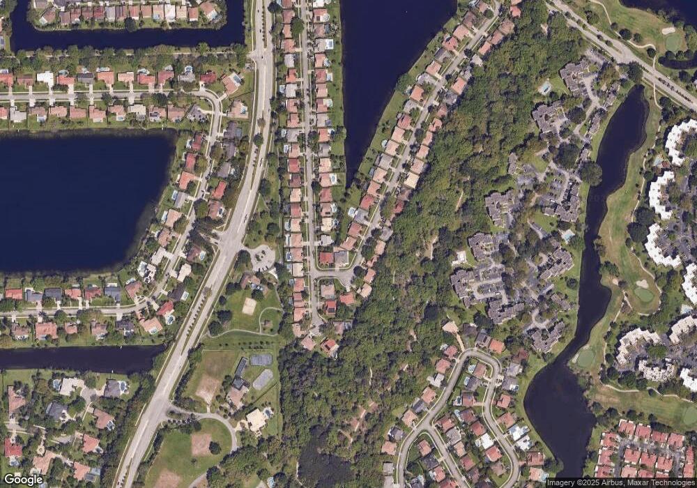 1901 E Oak Knoll Cir, Davie, FL 33324 - photo 1