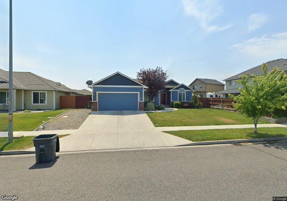 3901 W 21st Ave unit Immaculate Home in C, Kennewick, WA 99338 - photo 1