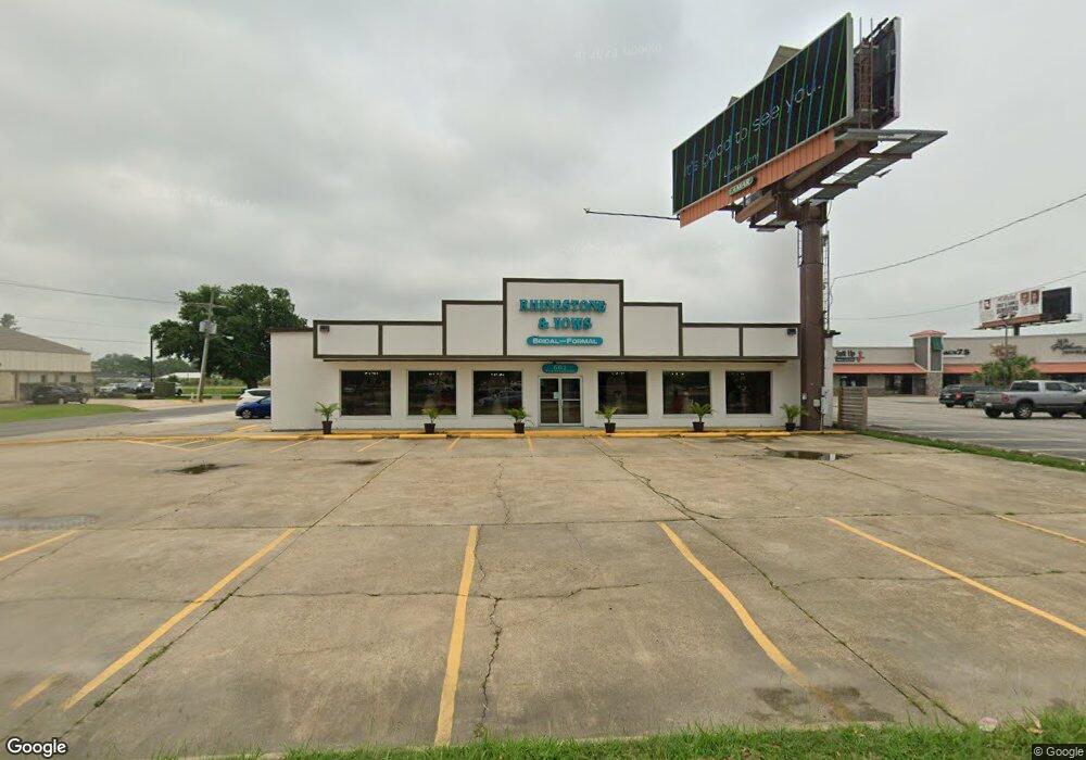 601 W Prien Lake Rd, Lake Charles, LA 70601 - photo 1