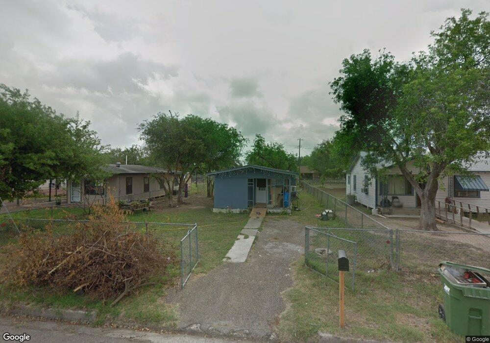 424 S 6th St, Donna, TX 78537 - photo 1