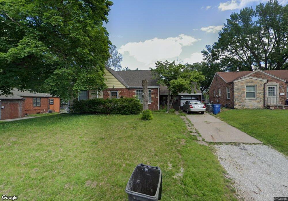 3921 Columbia St, Des Moines, IA 50313 - photo 1