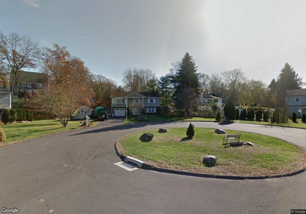 6 Mystic Ct, Norwalk, CT 06850 - photo 1