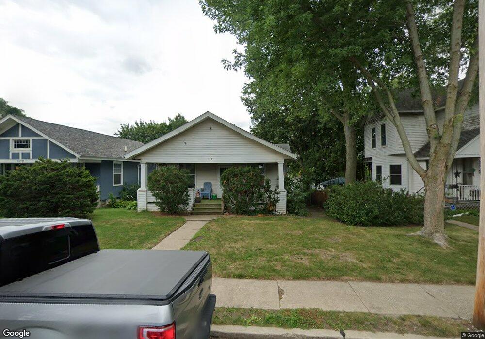 1131 W 13th St, Davenport, IA 52804 - photo 1