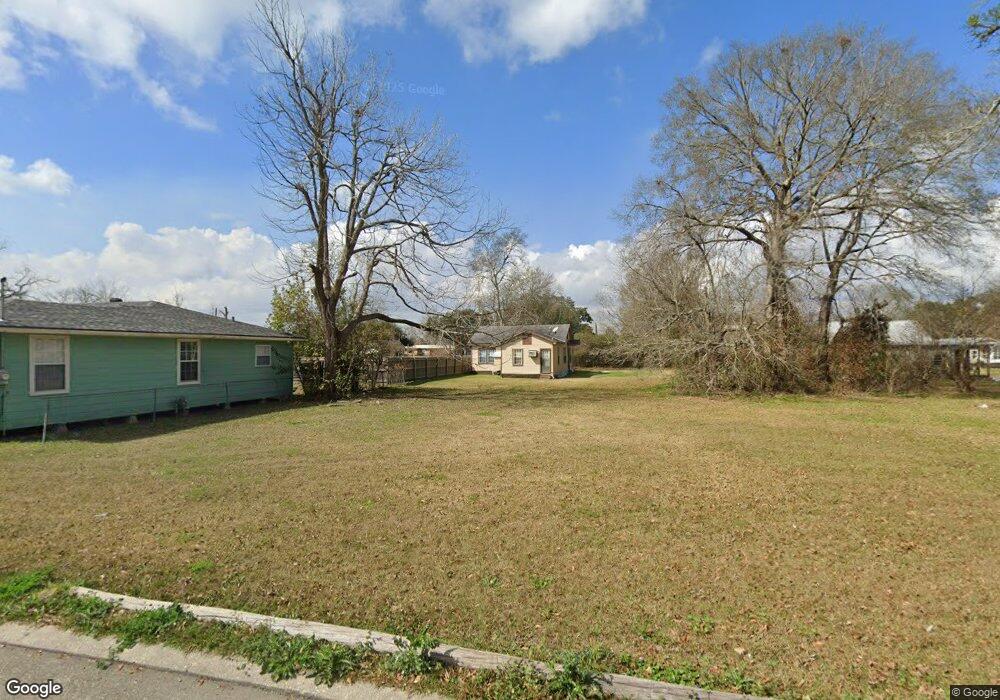 221 Johnson Aly, New Iberia, LA 70563 - photo 1