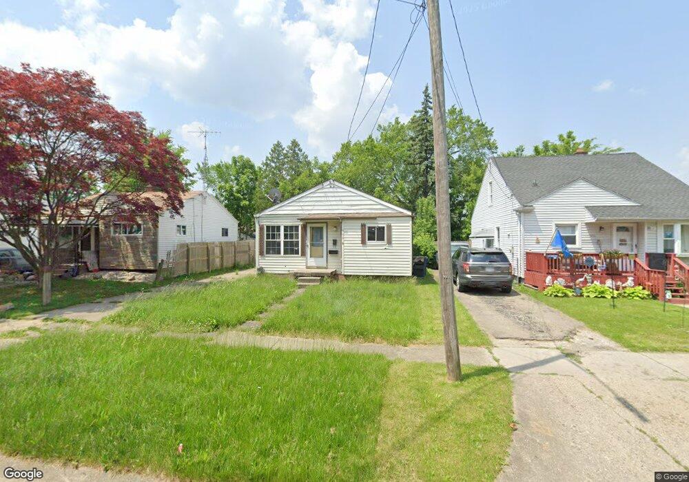 960 Hubbard Ave, Flint, MI 48503 - photo 1