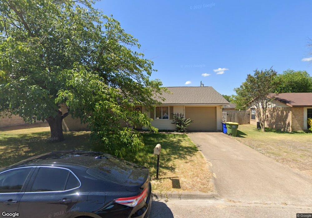 611 Christine St, Troy, TX 76579 - photo 1