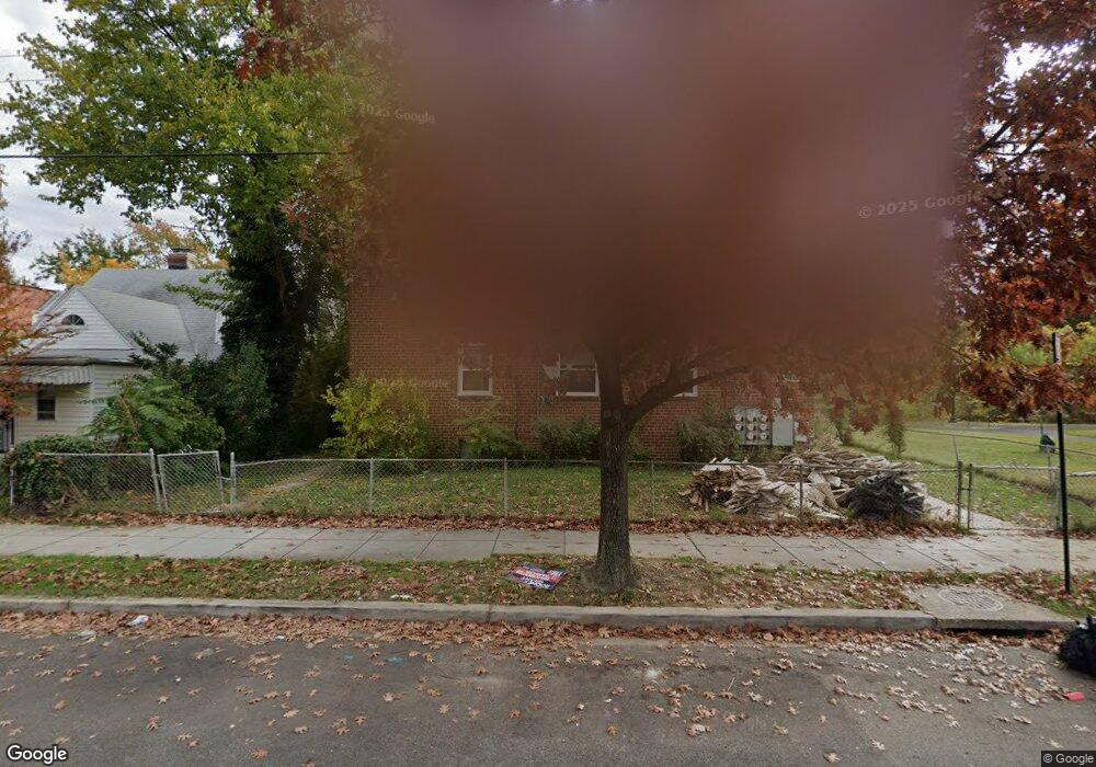 100 Chesapeake St SE unit 4, Washington, DC 20032 - photo 1