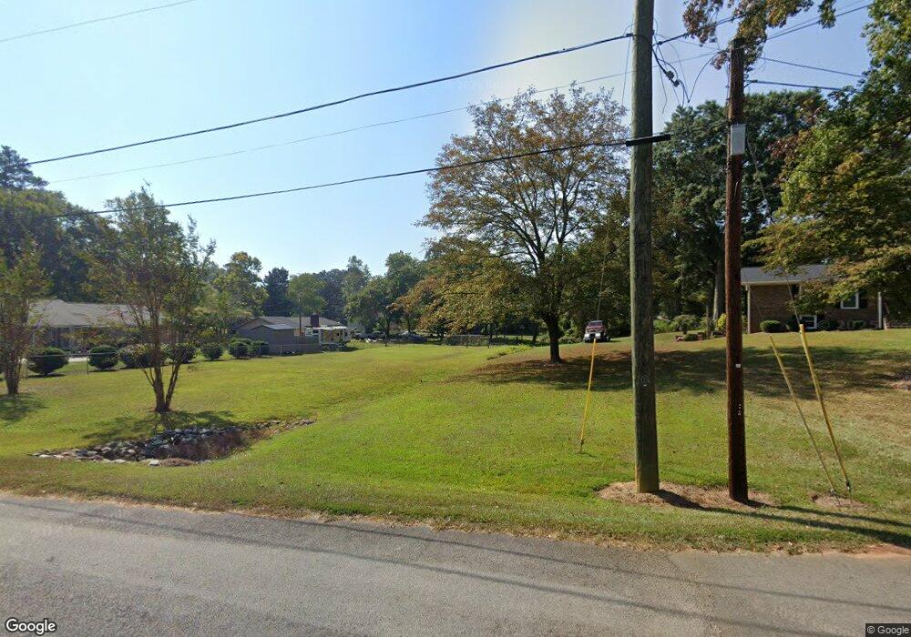 30 Fairlawn Cir, Carrollton, GA 30117 - photo 1