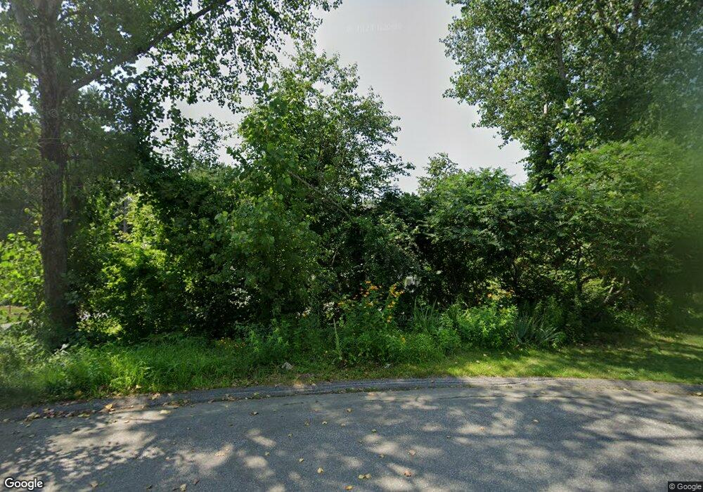 10 Chestnut St, Windham, NH 03087 - photo 1