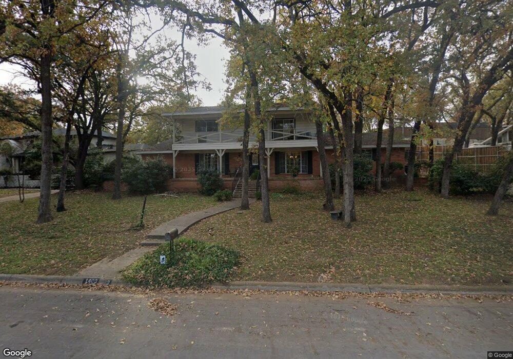 1400 Pebble Creek Dr, Euless, TX 76040 - photo 1