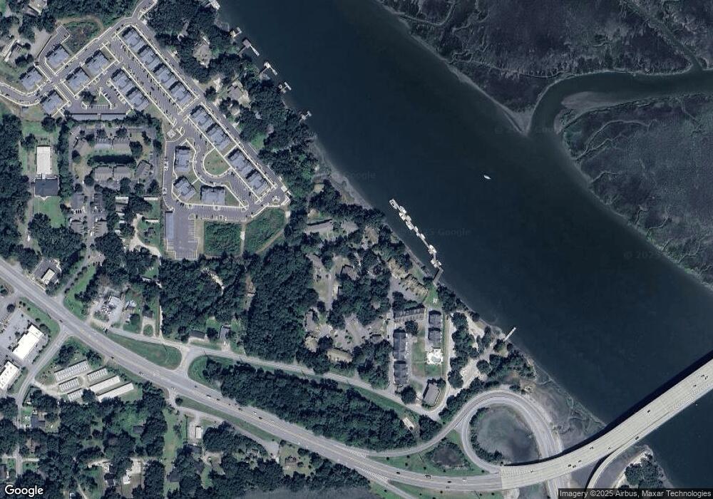 103 Battery Ln unit 103, Beaufort, SC 29902 - photo 1