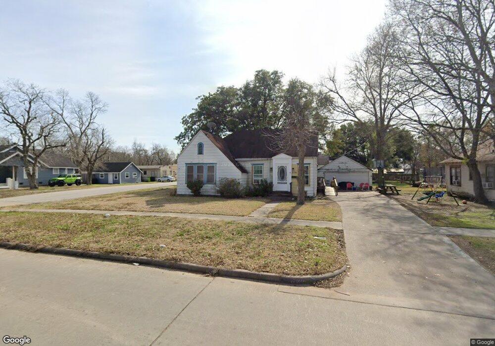 2116 Avenue M, Rosenberg, TX 77471 - photo 1