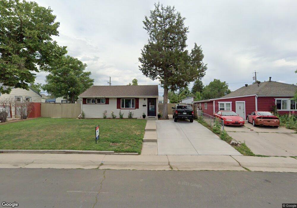 940 Lansing St, Aurora, CO 80010 - photo 1