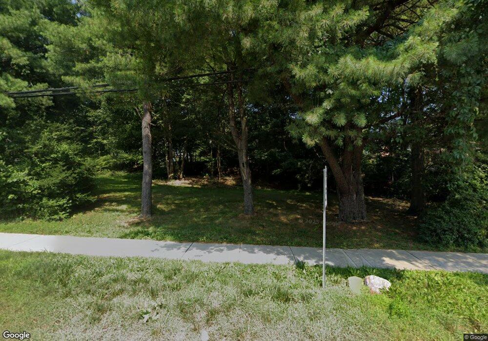 535 Main St, New Canaan, CT 06840 - photo 1