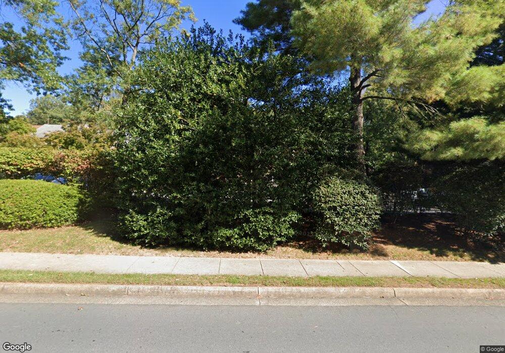 11514 Pine Cone Ct, Reston, VA 20191 - photo 1