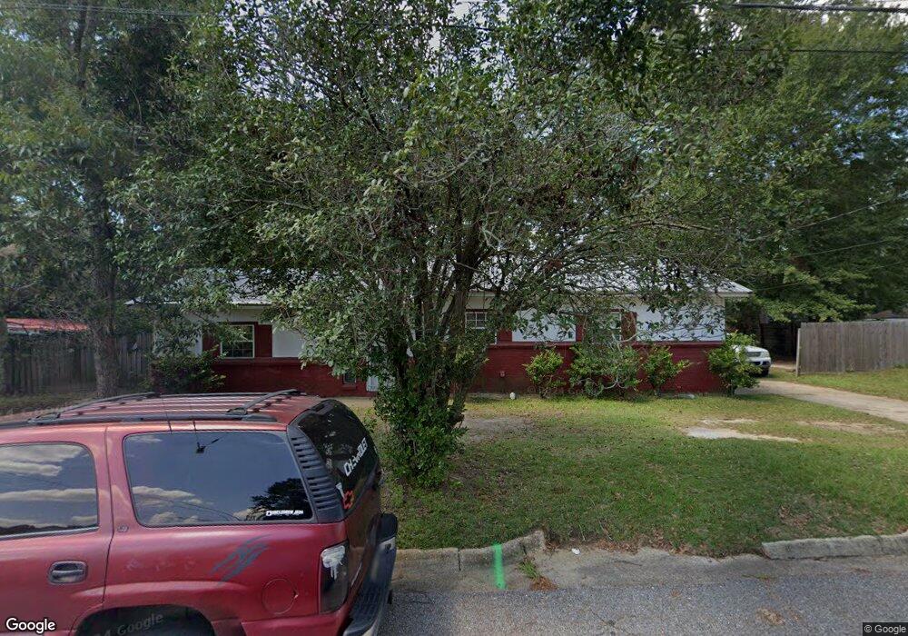 111 Todd Ct, Dothan, AL 36301 - photo 1