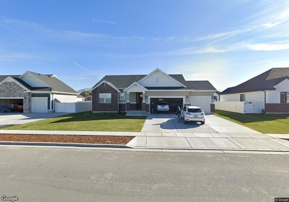 1154 N 2560 W, Clinton, UT 84015 - photo 1