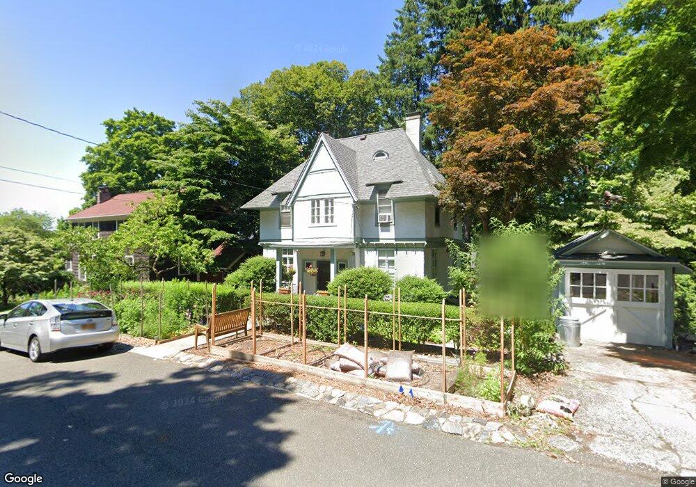 113 Hamilton Ave, Hastings On Hudson, NY 10706 - photo 1