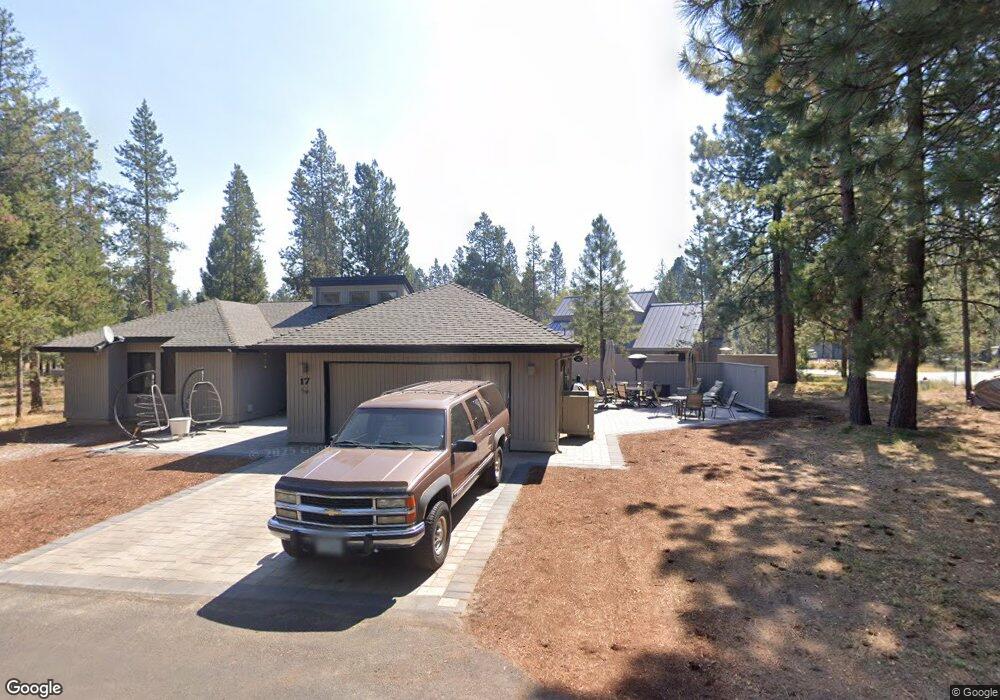 18122 Modoc Ln, Bend, OR 97707 - photo 1