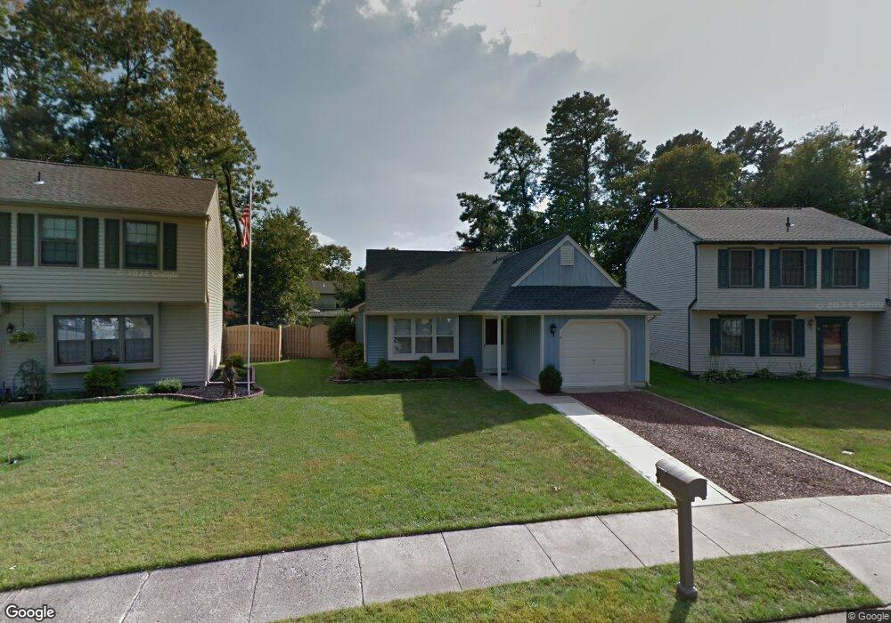 8 Hunter Ct, Atco, NJ 08004 - photo 1