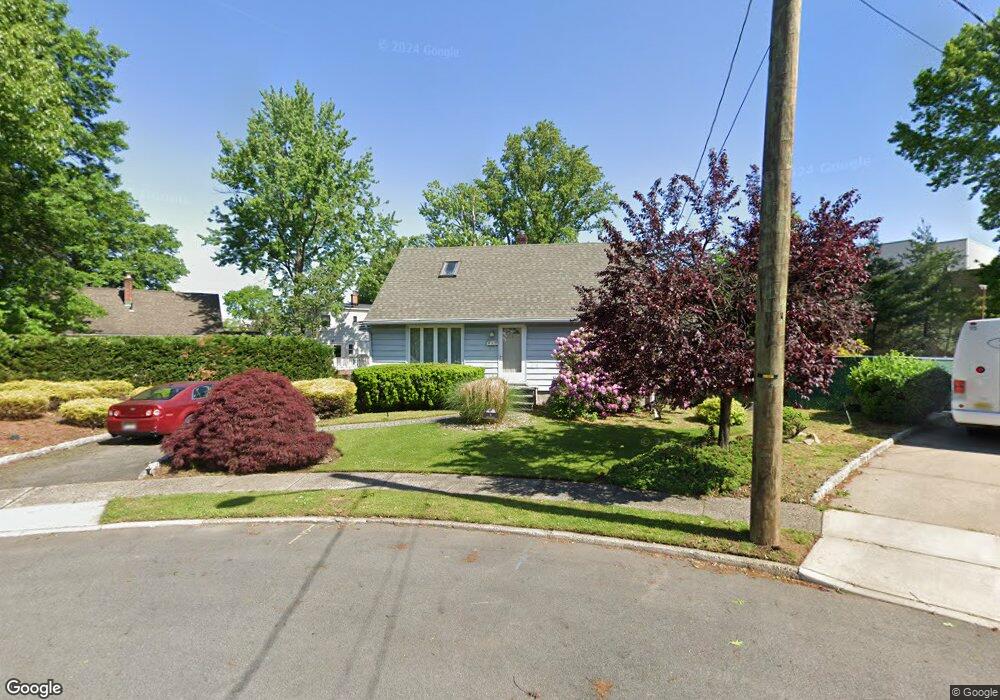 8 Pearl Ct, Lodi, NJ 07644 - photo 1