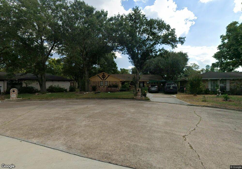 6311 Oaknut Dr, Houston, TX 77088 - photo 1