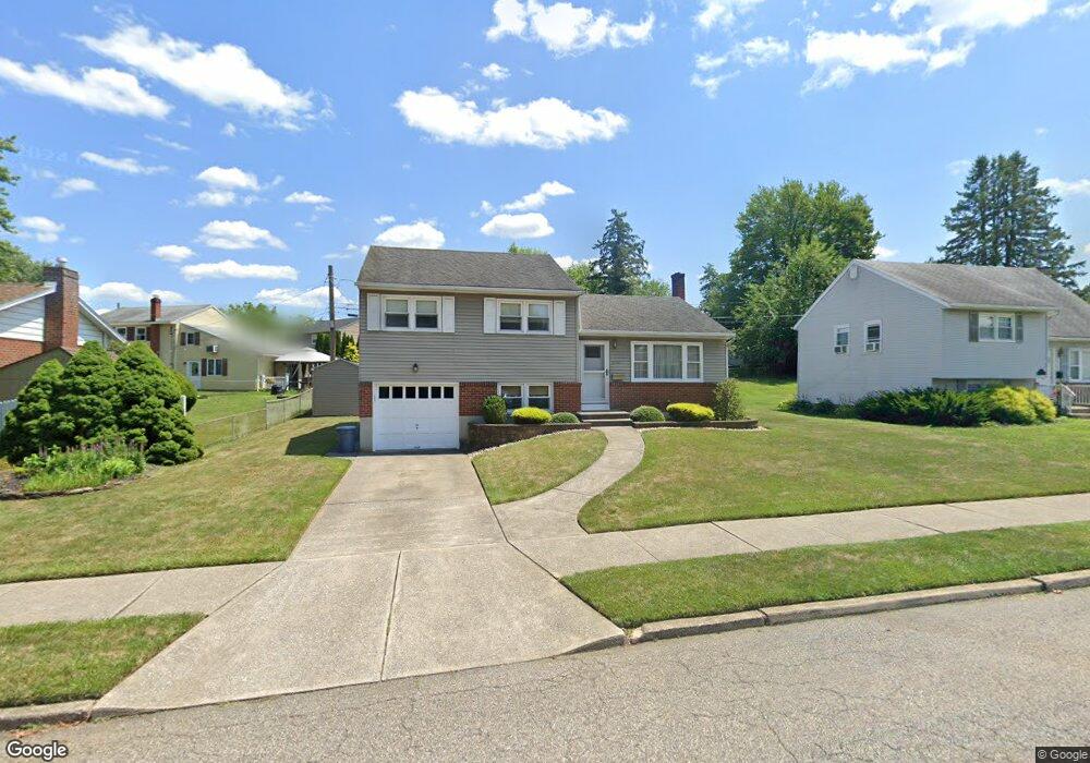 3062 Shakespeare Rd, Bethlehem, PA 18017 - photo 1