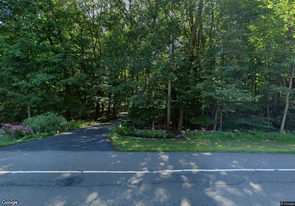 357 New Canaan Rd, Wilton, CT 06897 - photo 1