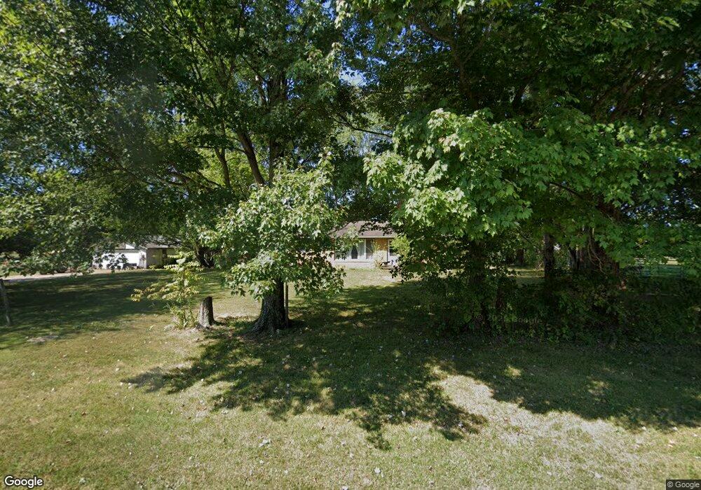 7430 S 300 W, Columbus, IN 47201 - photo 1