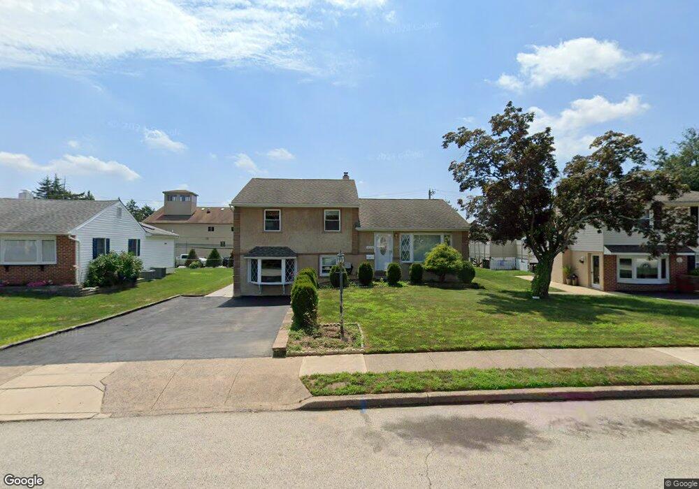 437 Warren Blvd, Broomall, PA 19008 - photo 1