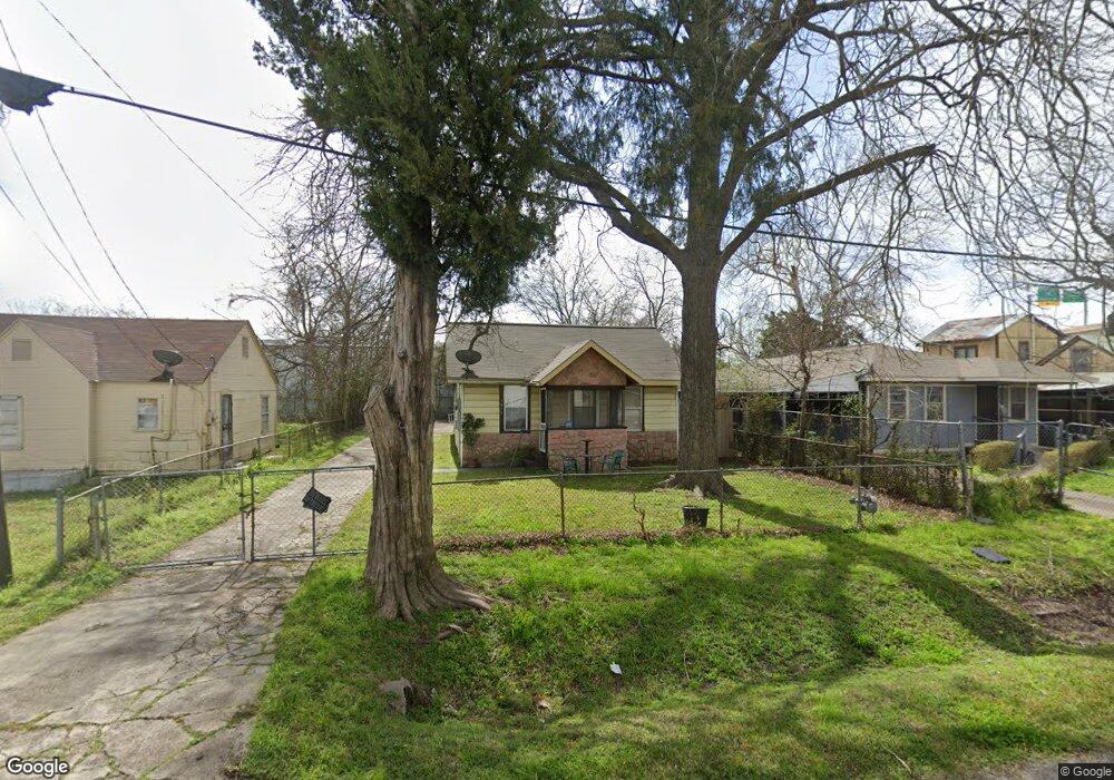 3810 Melbourne St, Houston, TX 77026 - photo 1