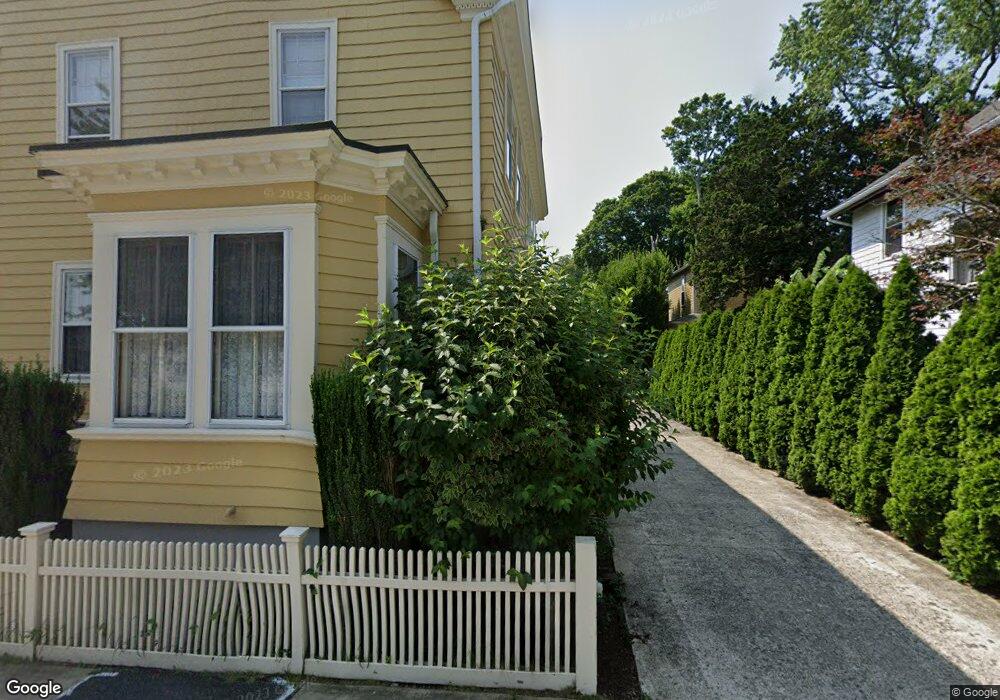 23 Greene St unit 2, Warren, RI 02885 - photo 1