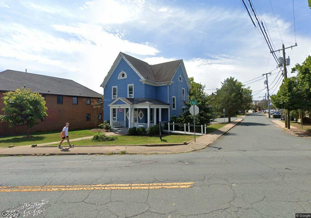 910 E High St, Charlottesville, VA 22902 - photo 1