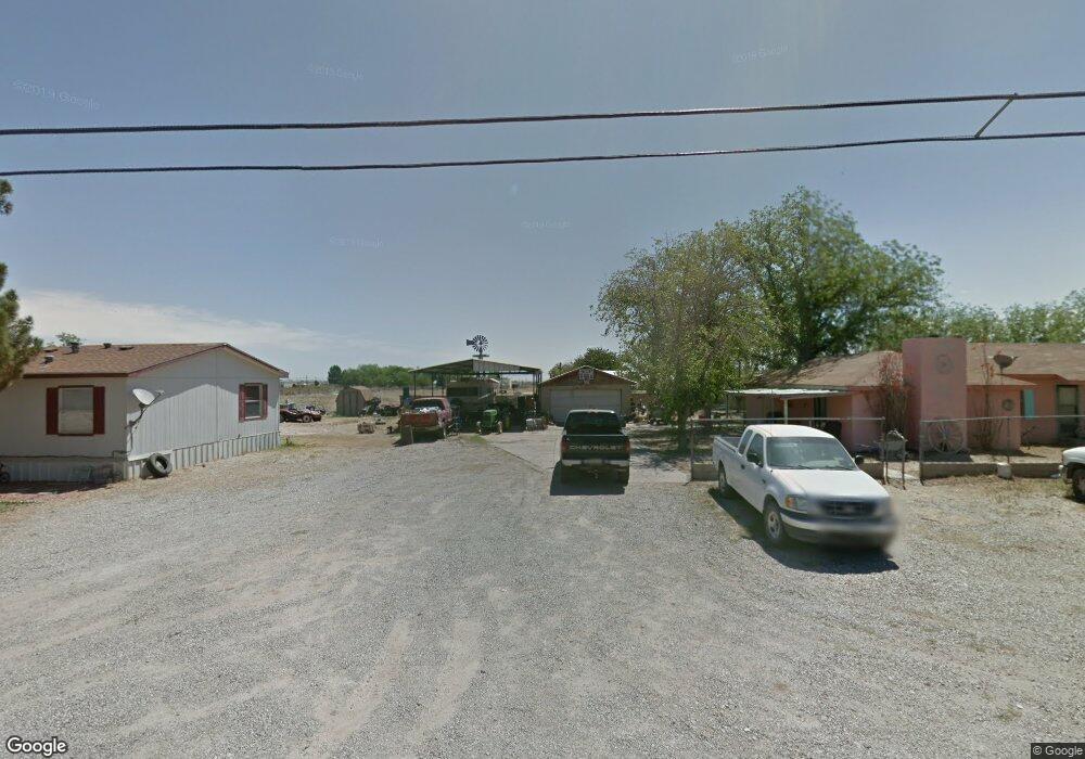 4306 Taos St, Carlsbad, NM 88220 - photo 1