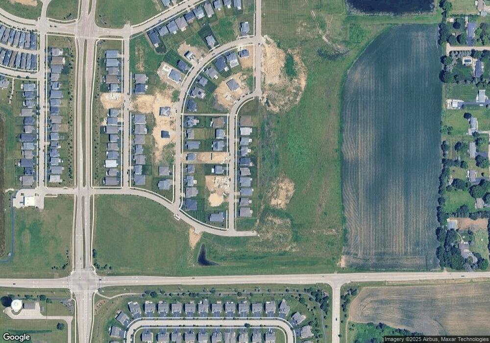 711 Cherry Cir, Elburn, IL 60119 - photo 1