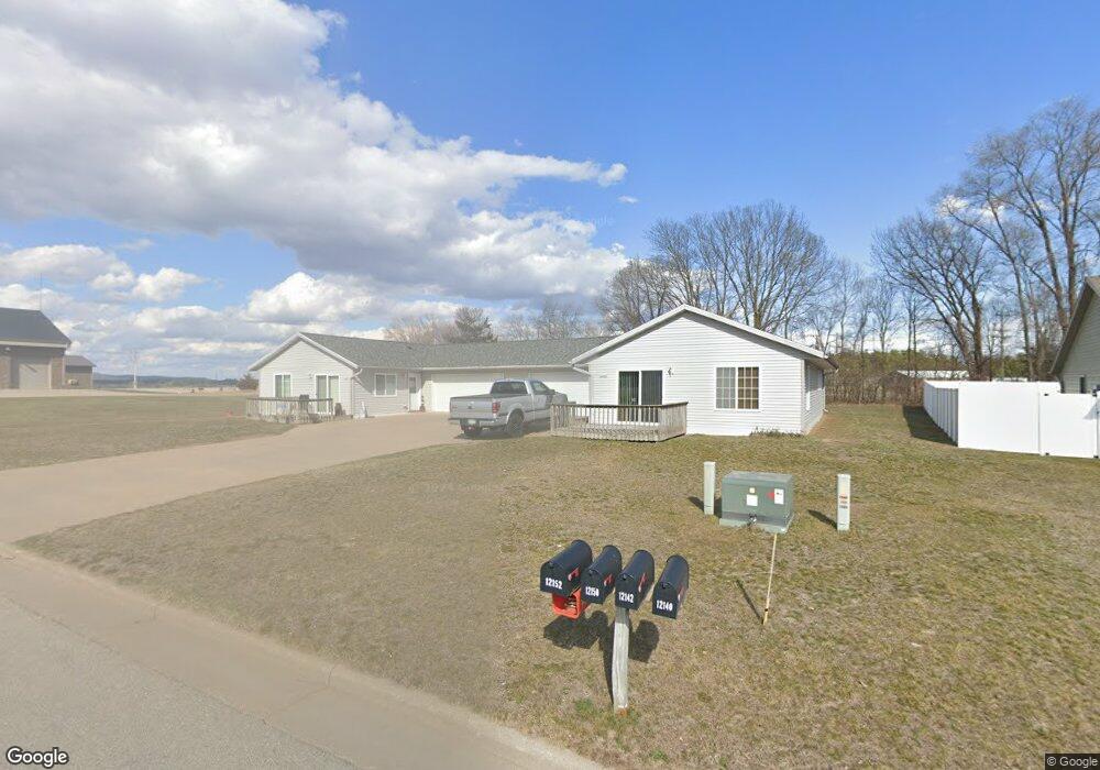 12150 Weaver Ct, Trempealeau, WI 54661 - photo 1