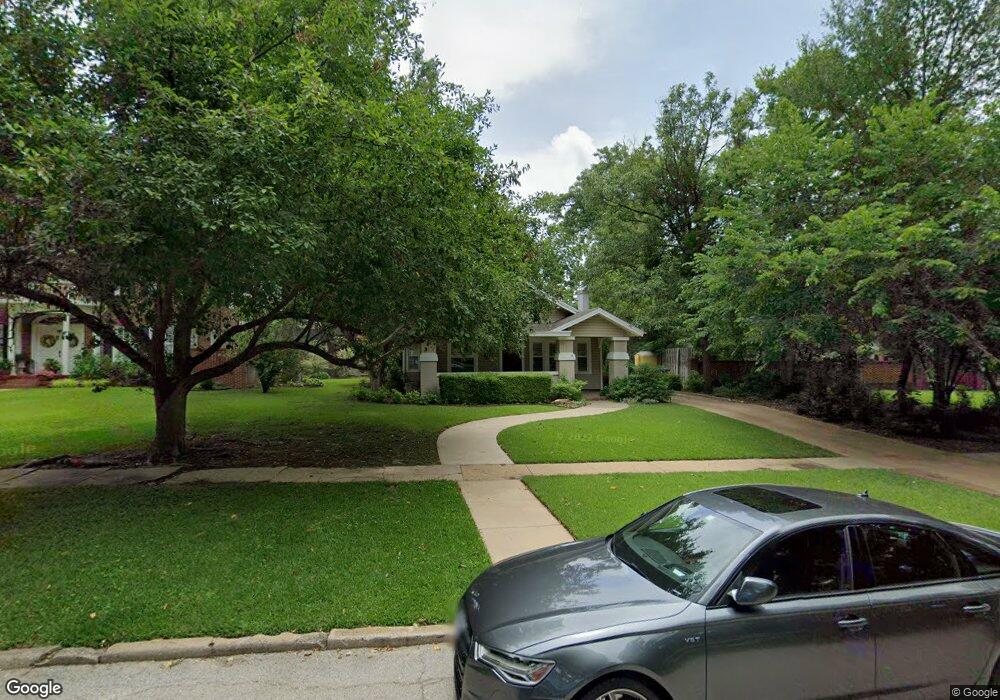 1610 Bixby St, Ardmore, OK 73401 - photo 1