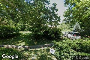 6408 Willow Ln, Mission Hills, KS 66208