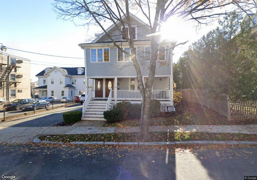 10 Robbins Rd unit 1, Arlington, MA 02476 - photo 1