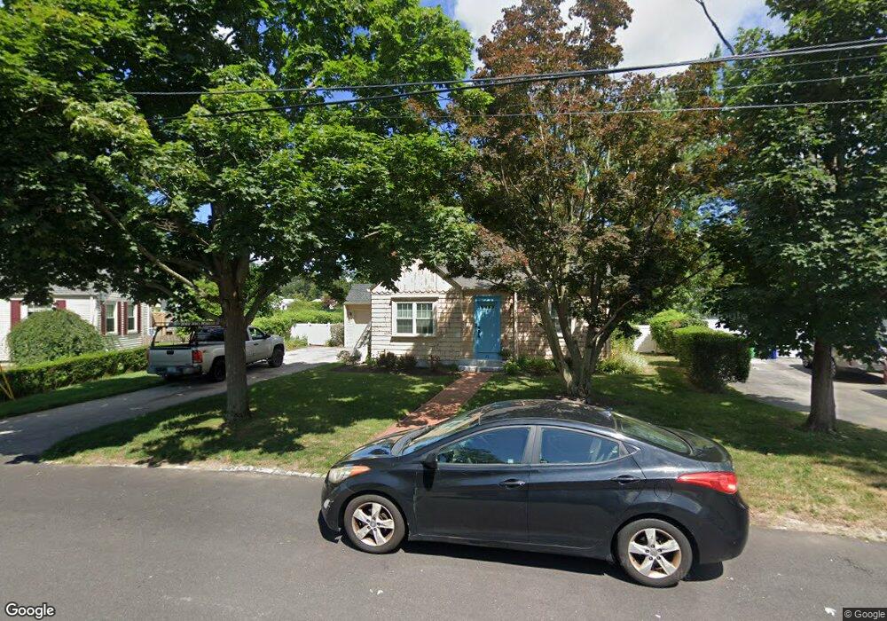 31 Modena Dr, Warwick, RI 02886 - photo 1