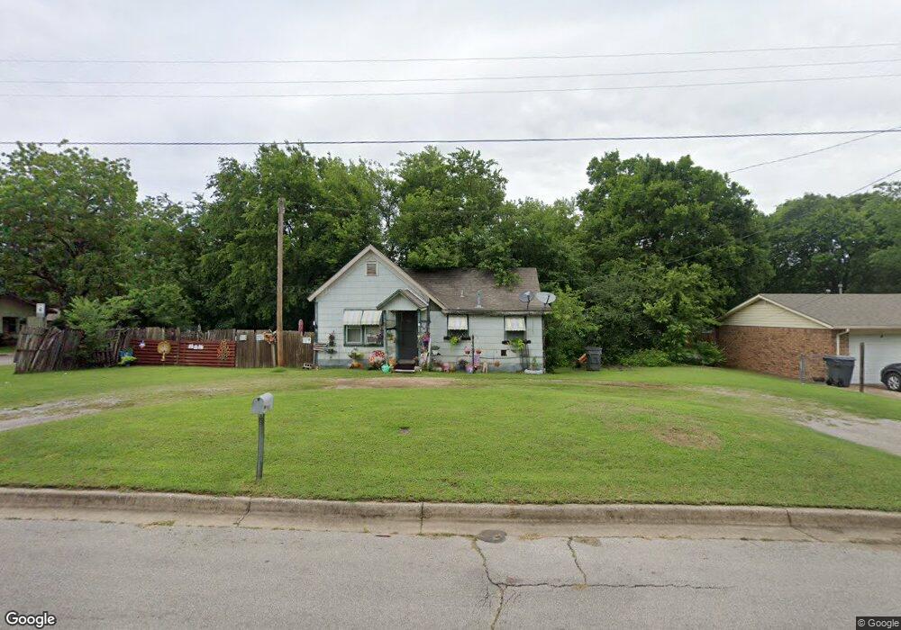 303 11th Ave NE, Ardmore, OK 73401 - photo 1