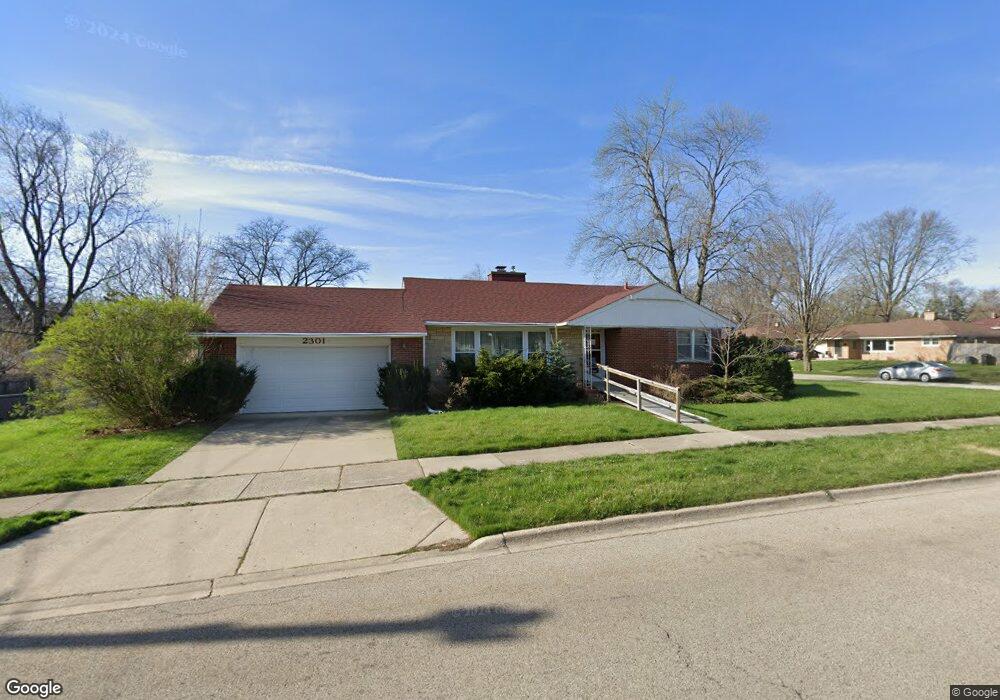 2301 University Ave, Waukegan, IL 60085 - photo 1