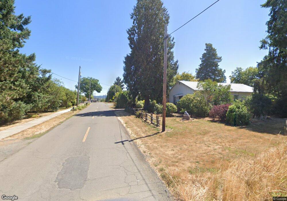 240 E Polk St, Carlton, OR 97111 - photo 1